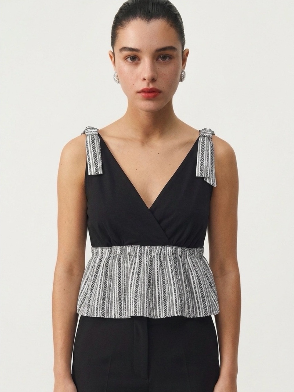 ANTHROPOLOGIE | DOLAN NEW Black & White Peplum Tie-Shoulder Top Women’s Size L